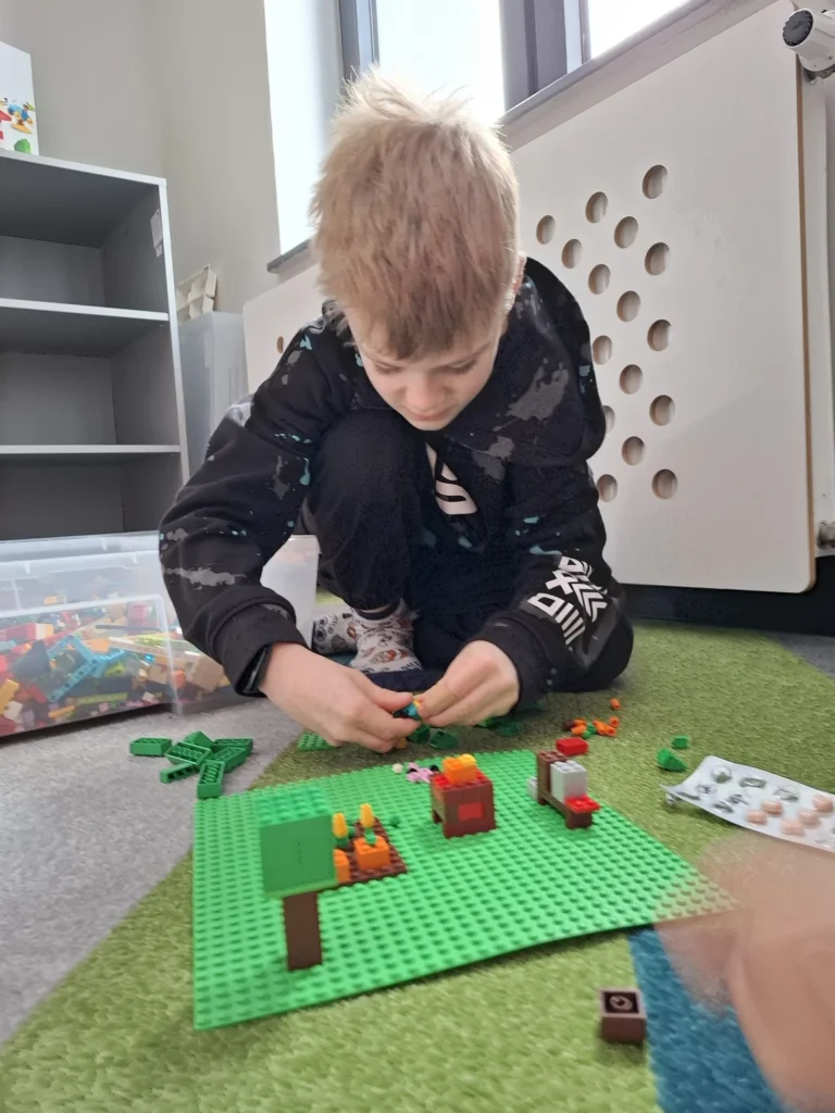 klasa 2a na zajeciach lego w multicentrum 1
