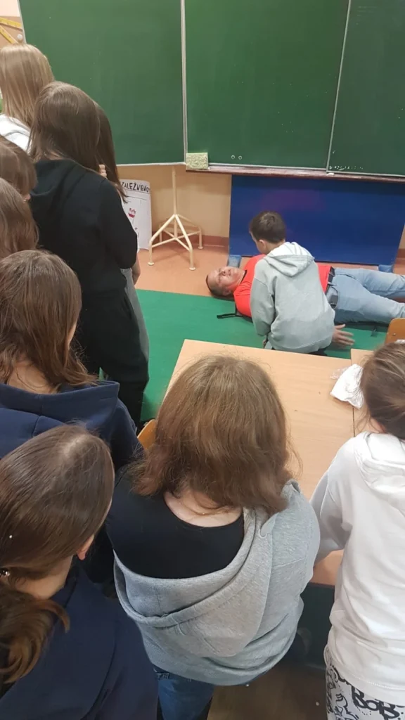 spotkanie z ratownikiem medycznym 6